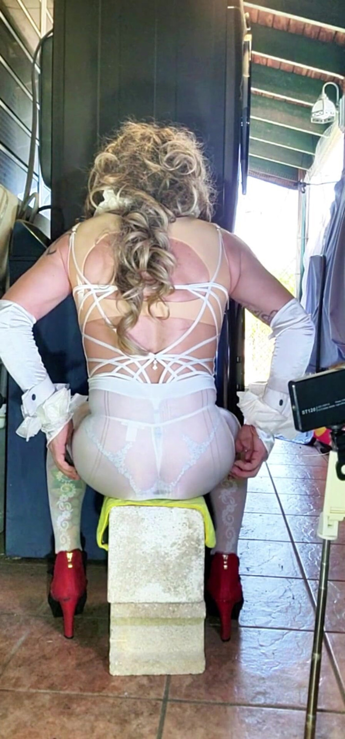 Benito414: Sexy TS roztomilá Sissy Femboy Jízda na robertku a handsfree...