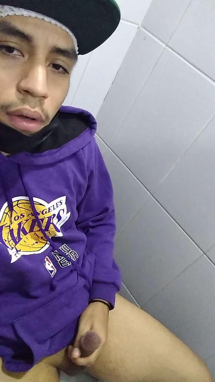 AlexAlejandro13: Saya sangat suka membayangkan bahawa seorang wanita seksi menari di...