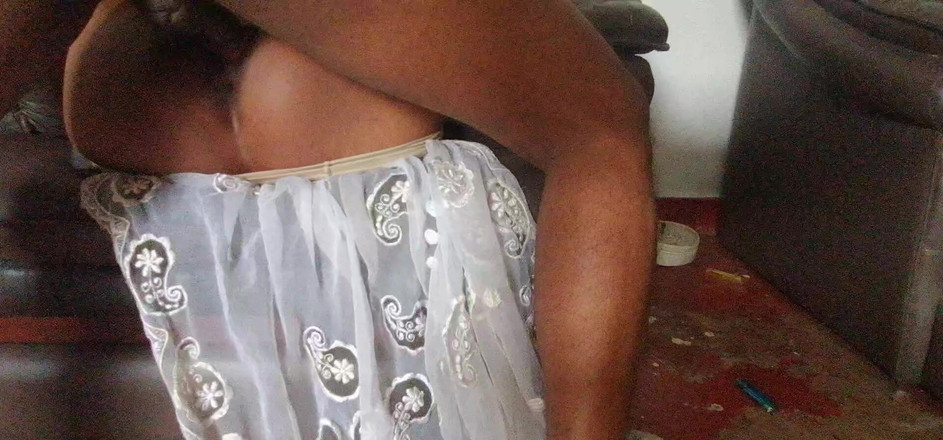 Tina Baby: 집에 혼자 필요한 계모