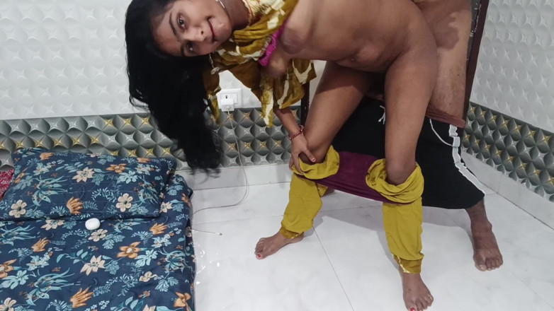 LateralChain349: Mms desi viral, une jolie bhabhi se fait enculer par...