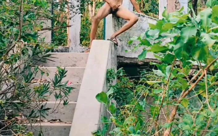 Tani: Gay Boy Public Outdoor