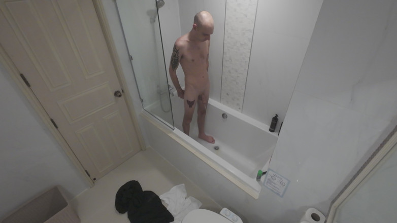 Big dick dadddy: Camera secretă de duș m-a prins atingându-mă singură