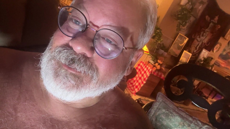 Hand-Free-Daddy-Chub: Bunicul Are Din Greșeală Un Orgasm În Scaunul Său Confortabil De...