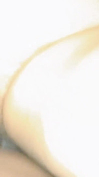 Sulle gambe del divano in su grande cazzo nero che mi martella la figa forte urlando orgia intensa.
