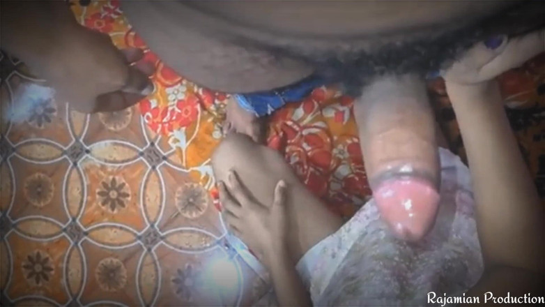 Raja Mian Production: 德西女朋友打电话给她的男朋友做爱