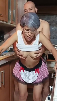 แกอยู่ไม่ได้ถ้าไม่มีควยฉัน แกโลภมากเลย ฉันชอบตอนแกกลืนมันลงคอ
