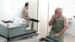 Old PIGS XXX: Jste si jistý, že jste opravdu gynekolog?