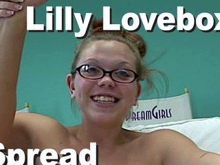 Edge Interactive Publishing: Lilly lovebox breastplay roztáhá růžový fishhook