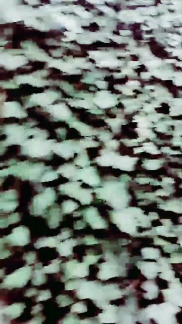 Slutboyben: 젖탱이를 빨아