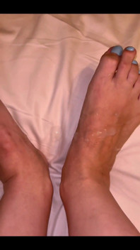 Feet in Cum