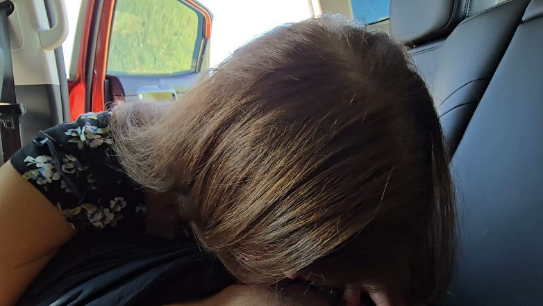 S-Wife Katy: Am futut un pasager în portbagajul unei mașini