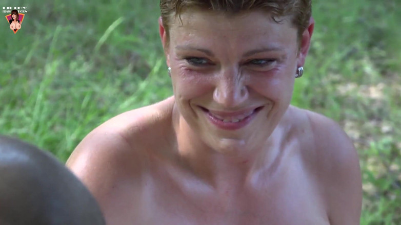 Flemish Filth: The bird watcher: attention whore Valentina