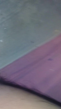 裕福なラティーナ、21歳の若い処女で大きな白いお尻を持つ女性とセックスすること。