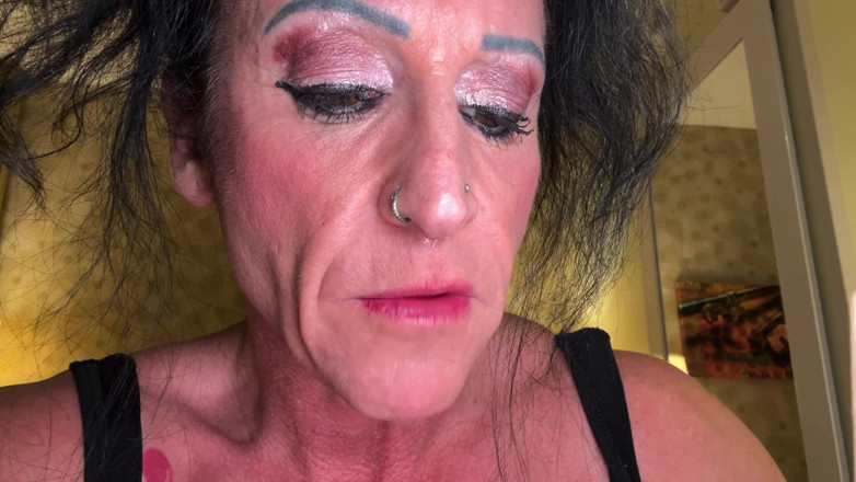 Kandylegsxxx: Gulp Şükran Günü: Tanrıça Kandy seni boğazından yutuyor
