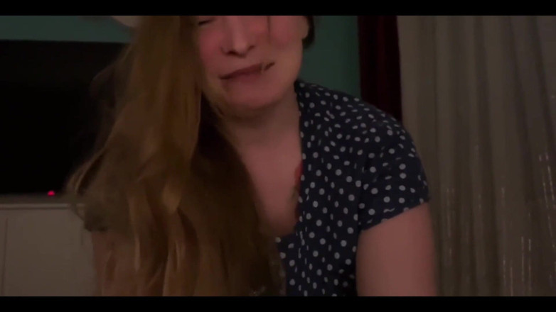 Lolik: 真正的粗暴性爱自拍