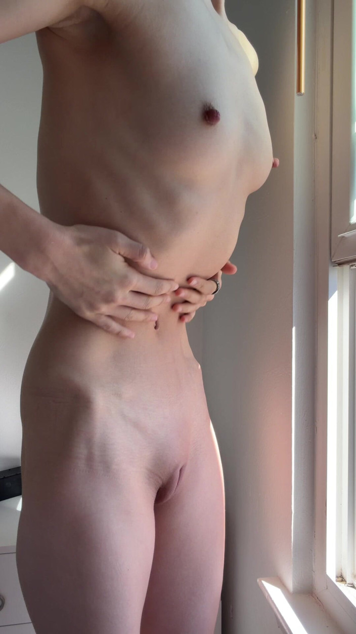 Ms_Emmy_Lynn: Morgen nackte freundin, nackte nachbarin
