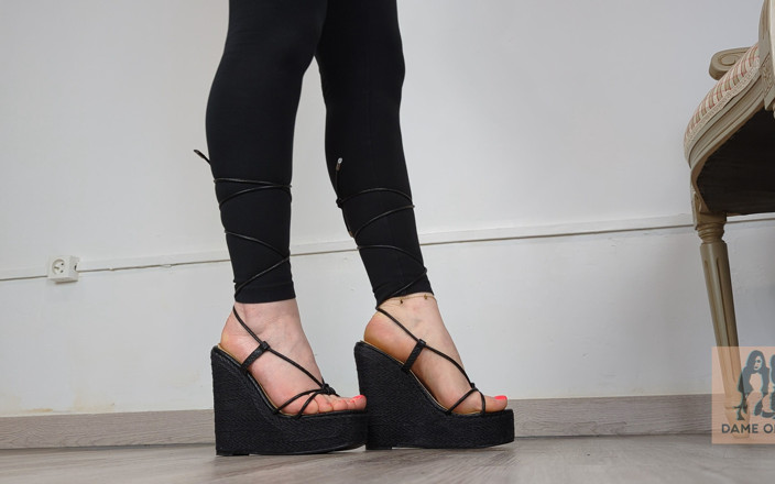 Dame Olga: (663) Collection de chaussures : Sandales noires à lacent - Dame Olga