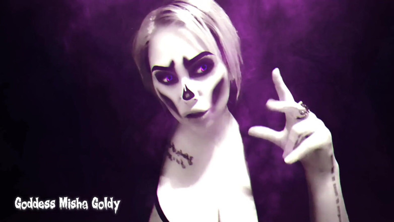 Goddess Misha Goldy: Moje temné síly přinutí tvé nutkání si honit, abyste se...