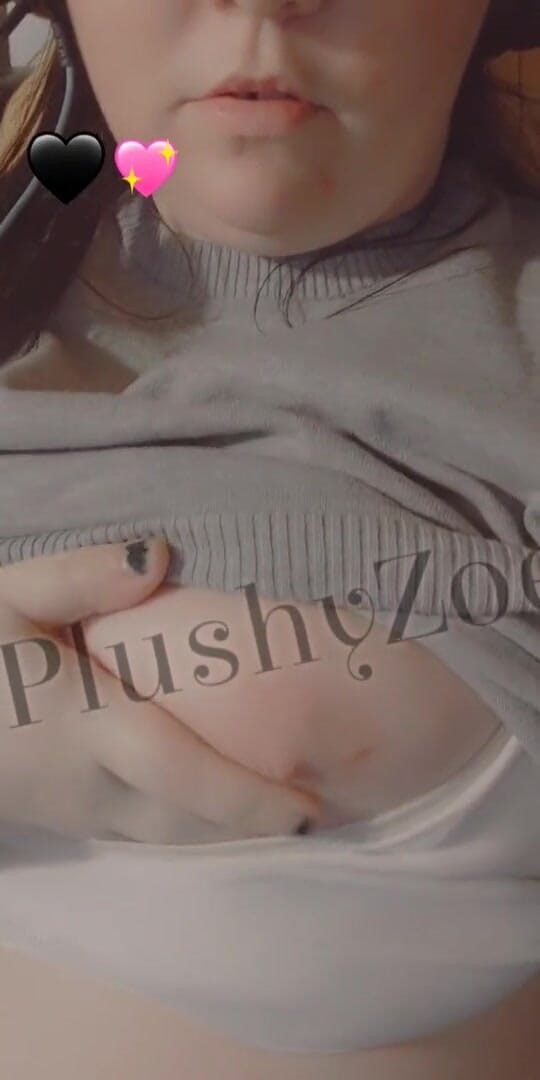 PlushyZoe: Ven a fumar conmigo
