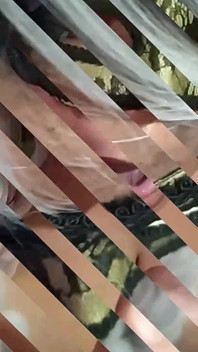 Amateur pijpbeurt en klaarkomen op een hete zwarte vrouw