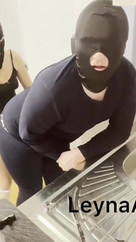 Jag är 18 år gammal och jag gillar att använda strap-on på min pojkvän