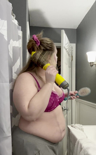 KinkyKatie: 让我们来一个精彩的星期一！你进来了？