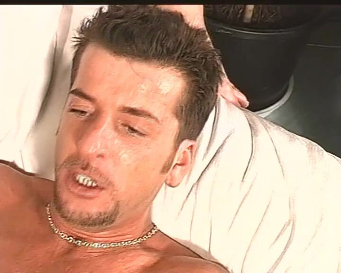 BB Video - Old School: Sex german în trei cu amatori FFM - anal cu țâțe naturale mari