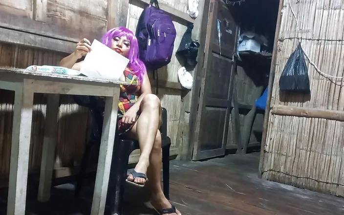 Martin13: Delicious Housewife Touches Her Tits and Vagina When the Boss...