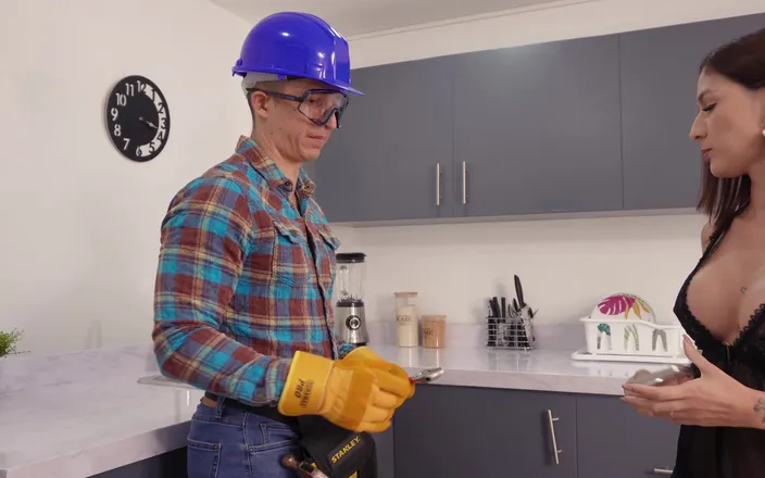ASHLEYHAROLDSW: Plumber Comes Home When I'm Horniest and I Love the...