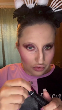 Du är inte en man längre - du är min feminiserade sissy girl - Asmr transformation Clip av Findom Goaldigger