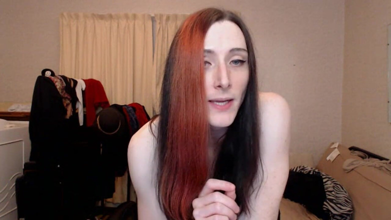 Ivyrose499: Cute Tranny Cums dla fanów