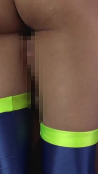 La differenza d'altezza tra questi due è incredibile! Donna alta e un uomo basso -2