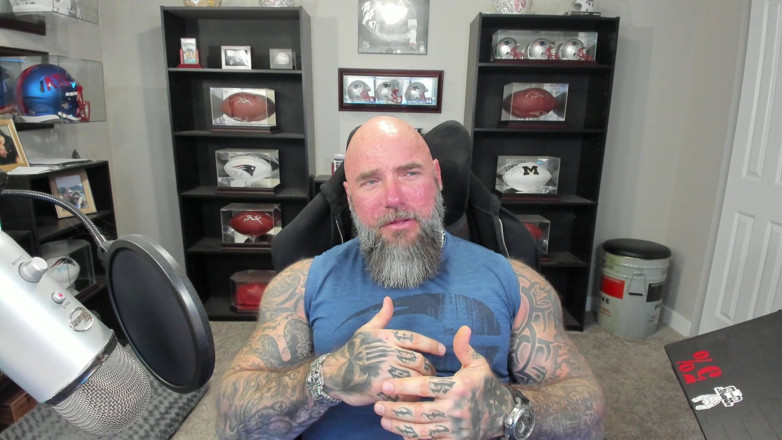 Raw and Uncensored with Masculine Jason: Consider This Before Dating a Bodybuilder