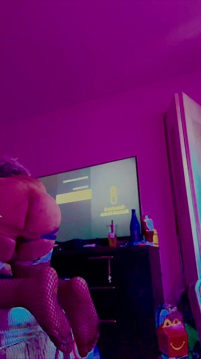 Lilith the demon: 흑인 대물 자지에게 따먹히는 거유 밀프