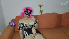 BigBoobCat: Explorând țâțele mele mari naturale și masca de pizdă, singur