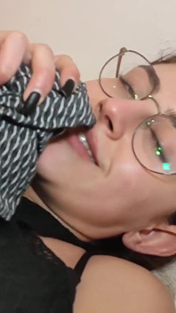 Zapach mojej cipki sprawia, że mam takie napalenie
