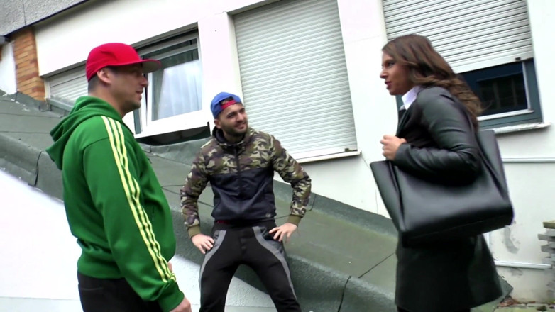 MMV German Kink: Sexy Susi, nejsexy německá velká prsa milfka jako trojka, zábava...