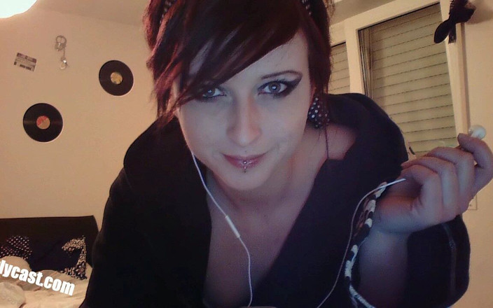 Girlycast: Emo Girl Maya Private XXX Videos
