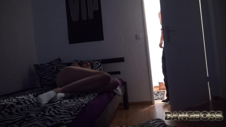 BANG-BOSS: Este gata de futut?