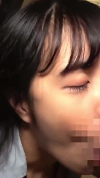 Haruhi - Preluare online Nr.135 șarjă de spermă negrantată. Erect-sfârcuri, elevă dependentă de pulele bărbaților mai în vârstă