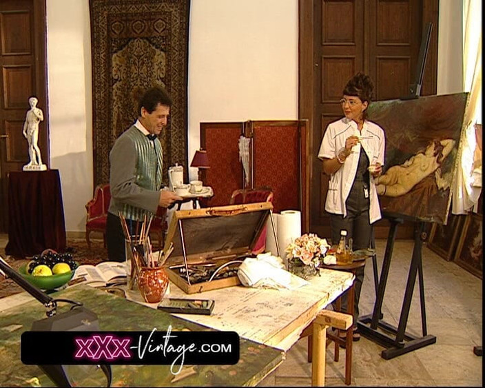 XXX-Vintage: Kelas melukis berubah menjadi lesbian yang penuh gairah