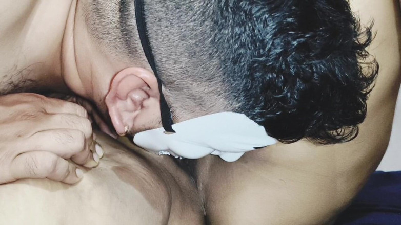 Sexybaby: Hizmetçi sahibeyi erkek arkadaşıyla seks yaparken yakalıyor