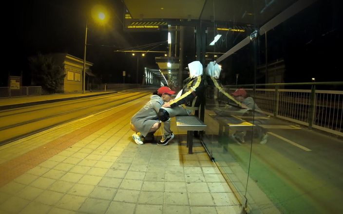 DedeDeville: Really Risky Sex at a Bus Stop with a Young...