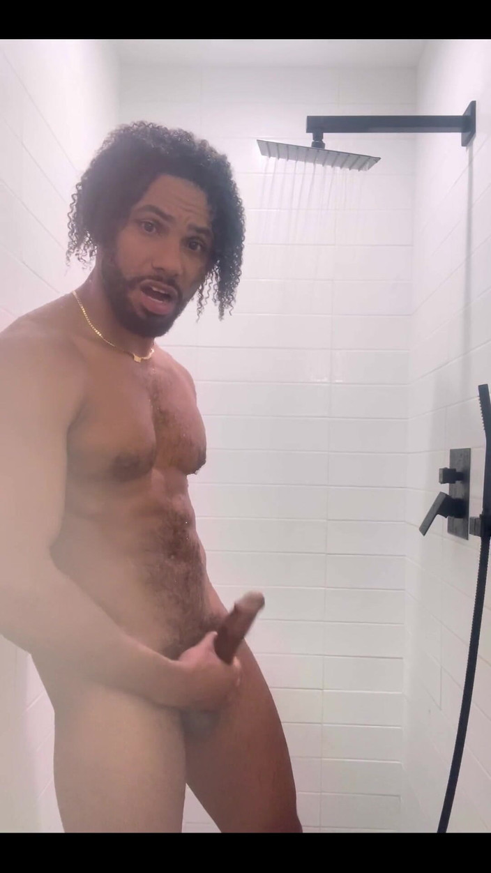 Tony Genius: Pertunjukan Pancuran Mandi Peribadi