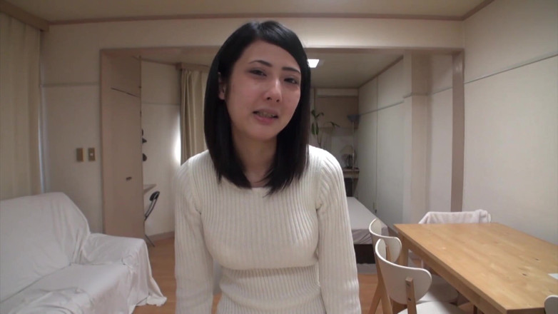 Japan Lust: Nätt amatör japanska MILF skriker och tar i en stor...