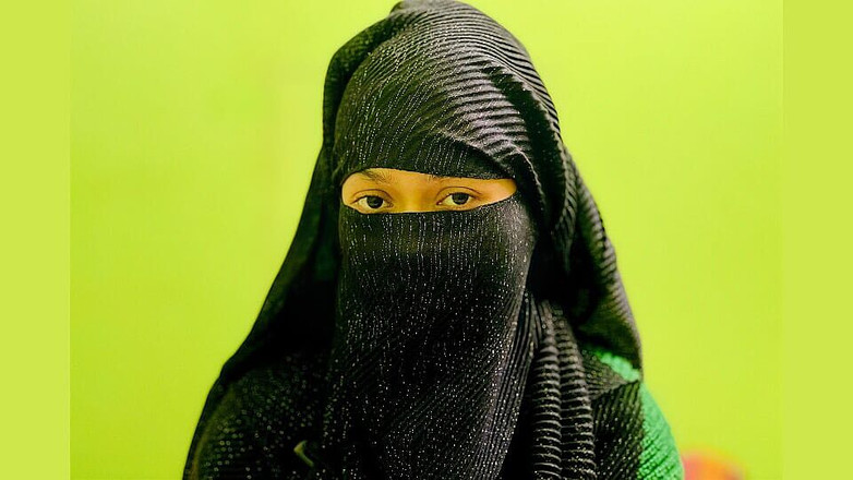 Kaleonjoybd: Emozionante momento con la sorellastra e scopata della sua figa