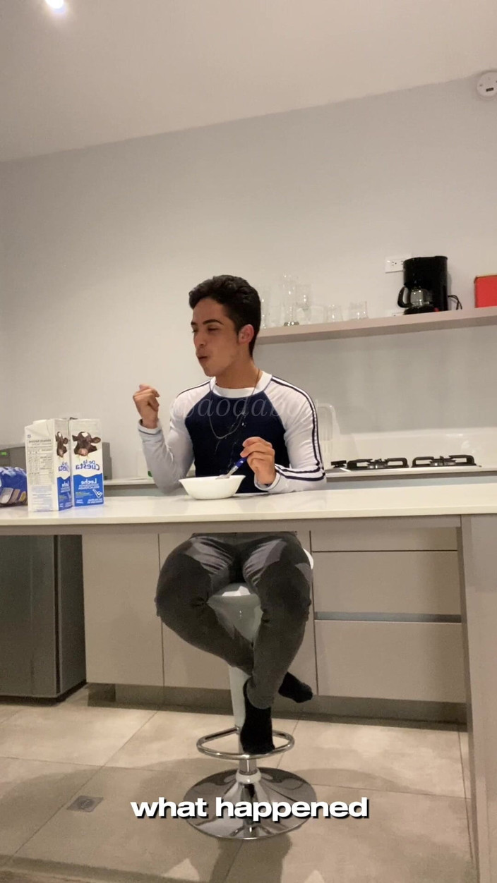 aodaboy: Shower Milk and Cum