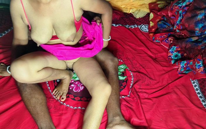 Rani Mondal: Indická desi vesnická sexy tetička tvrdě šuká
