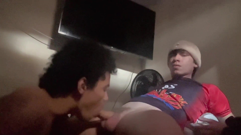 Icyhot707: Ich lutsche meinen freund in meinem zimmer