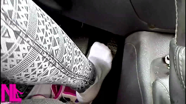 Nyllady: Pedal Pumping in White Sneakers and Cotton Socks